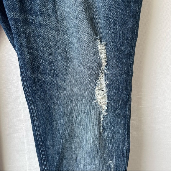 &Denim by H&M Skinny Regular Waist Dark Wash Lightly Distressed Stretch Jeans 18 - Picture 5 of 16